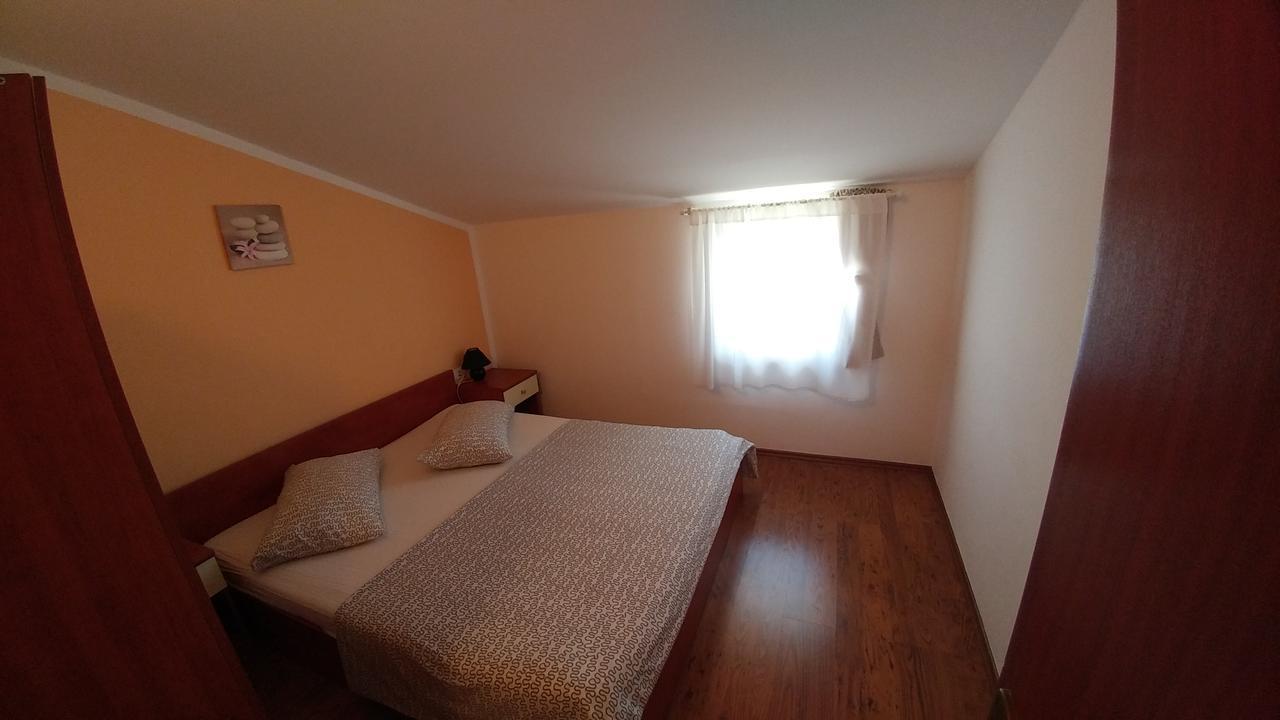 Guest House Ilic Loborika Екстер'єр фото