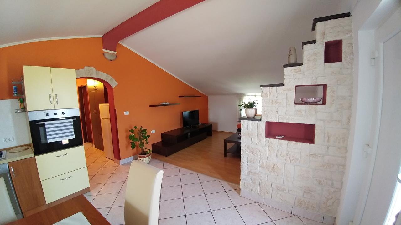 Guest House Ilic Loborika Екстер'єр фото